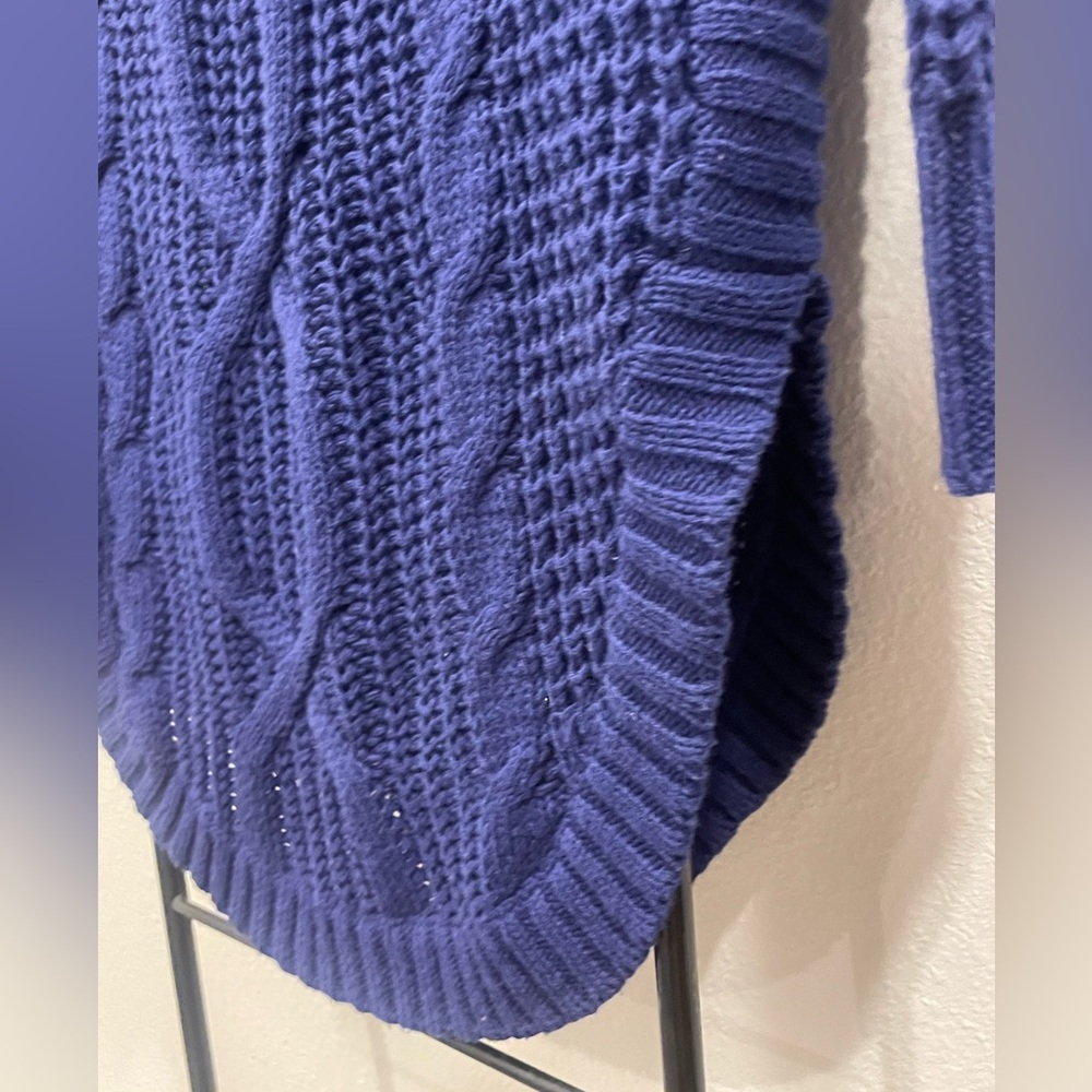 Express Women's 3/4 Sleeve Turtleneck Sweater / Size XS - Picture 10 of 16